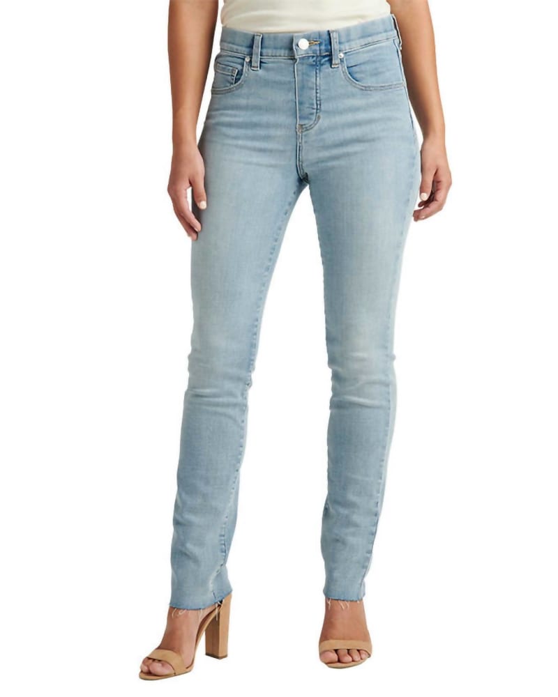 Front of a model wearing a size 16 High Rise Valentina Straight Jean In Hollywood in Hollywood by JAG. | dia_product_style_image_id:359829